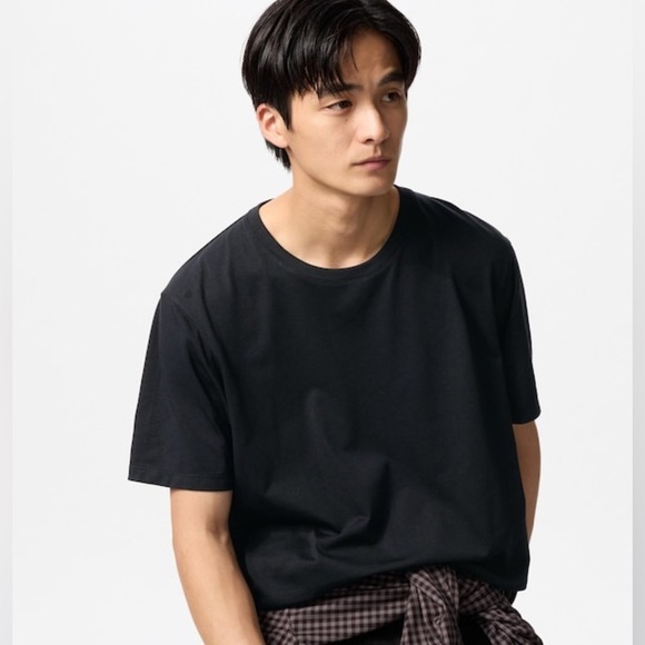Uniqlo Men’s Black SUPIMA Cotton T-Shirt - Size L - Picture 1 of 3